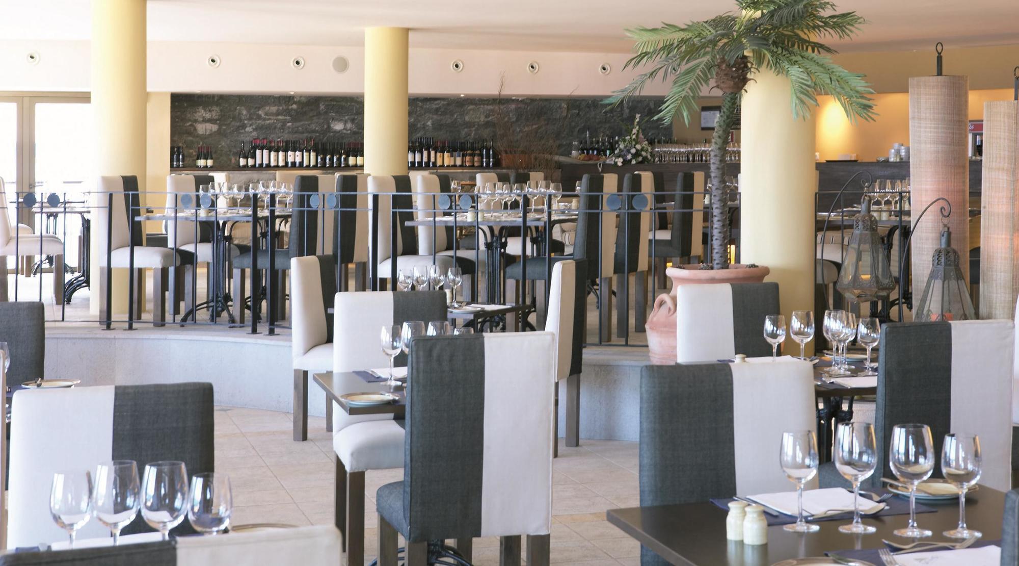 Hotel Torre Praia Porto Santo Restaurant photo